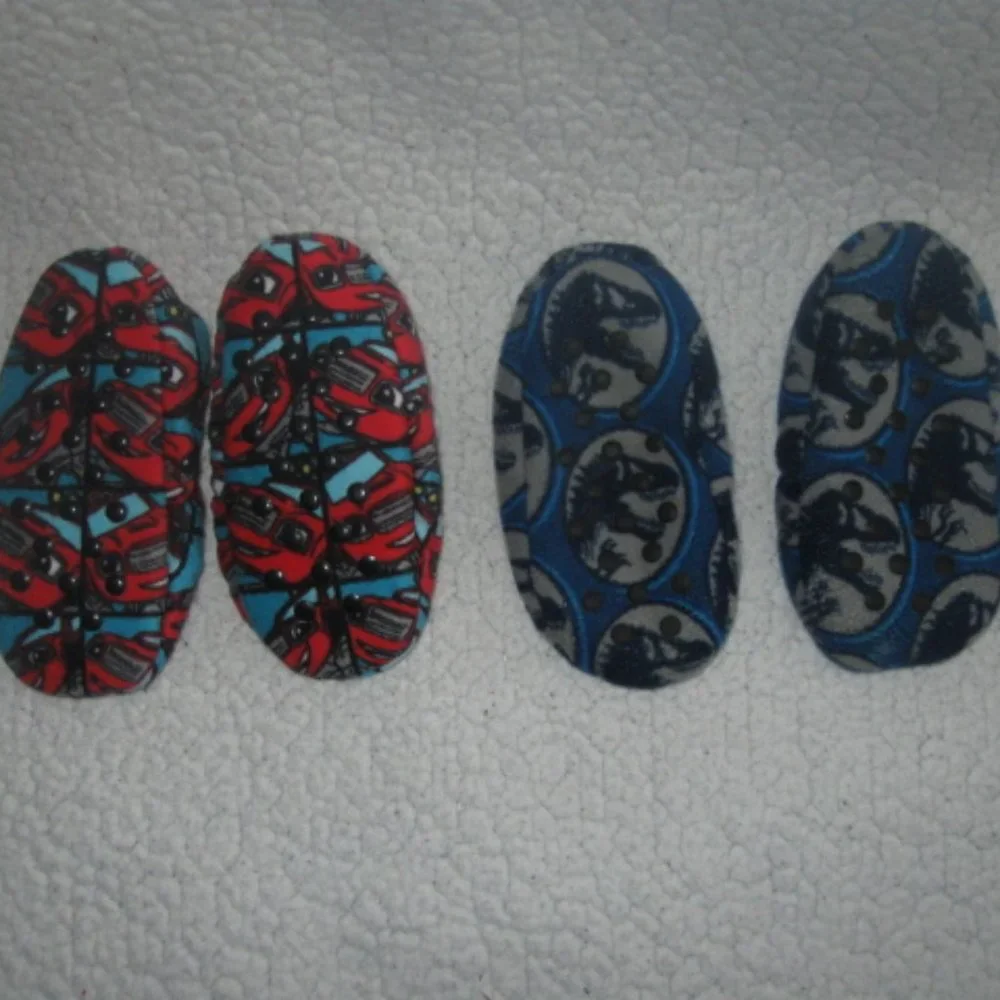 5/$30 Boys Viacom Slip On Fuzzy Slippers